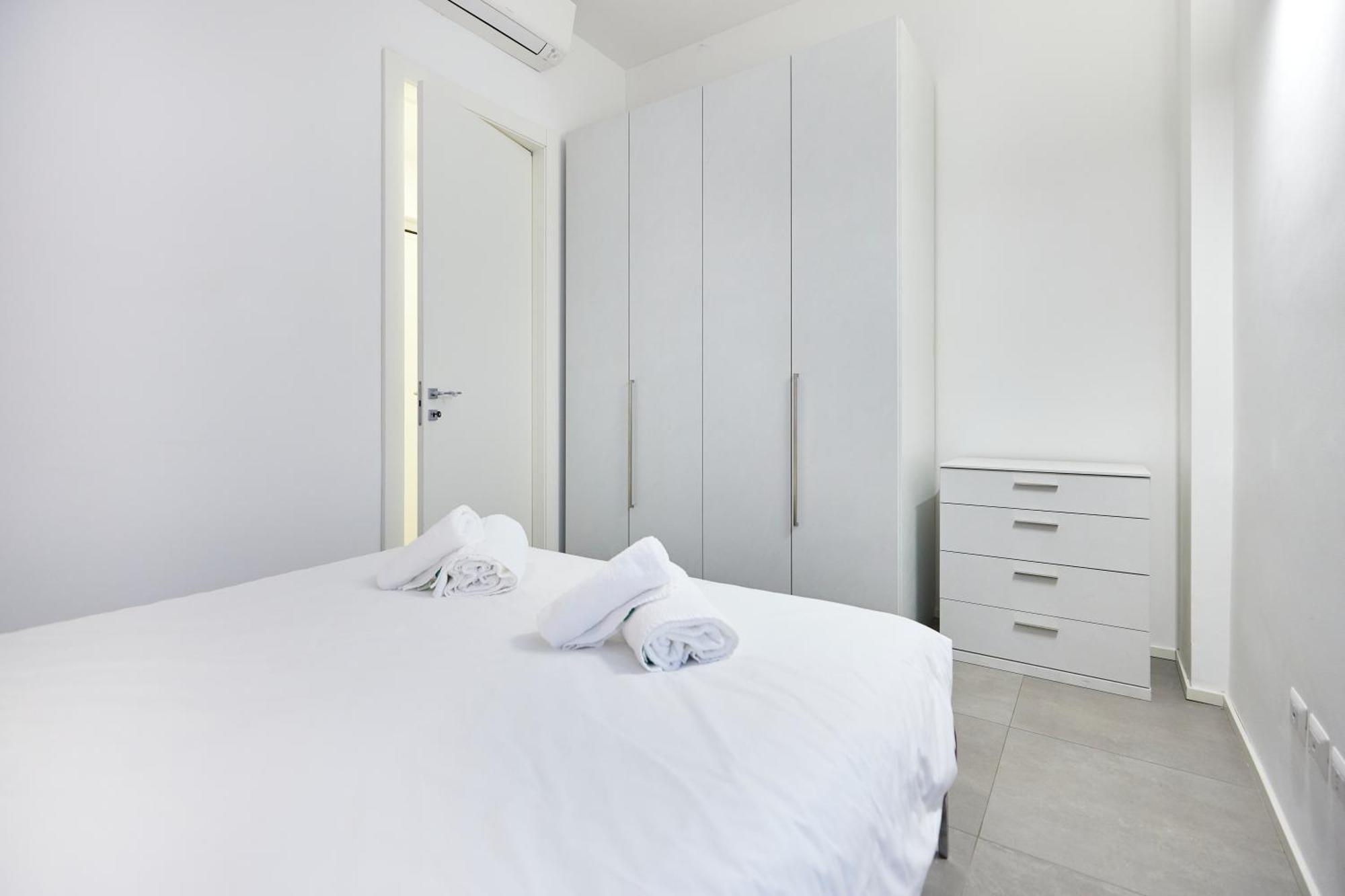 Cozy Meravigli Apartment - Pleasant Walk Between Duomo And Castello ميلان المظهر الخارجي الصورة